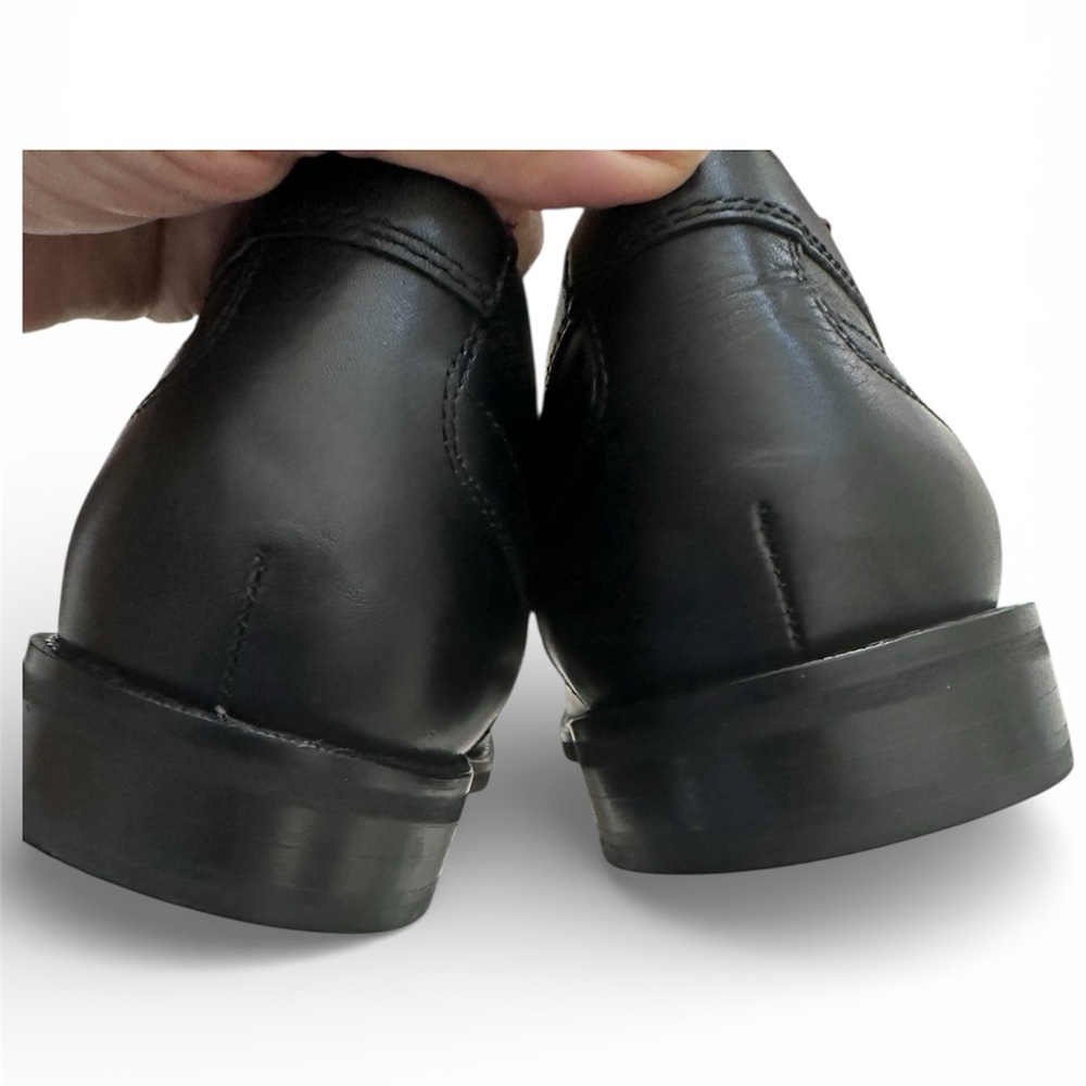 Clarks Men's Classic Black Slip-On Loafers - Picture 5 of 10